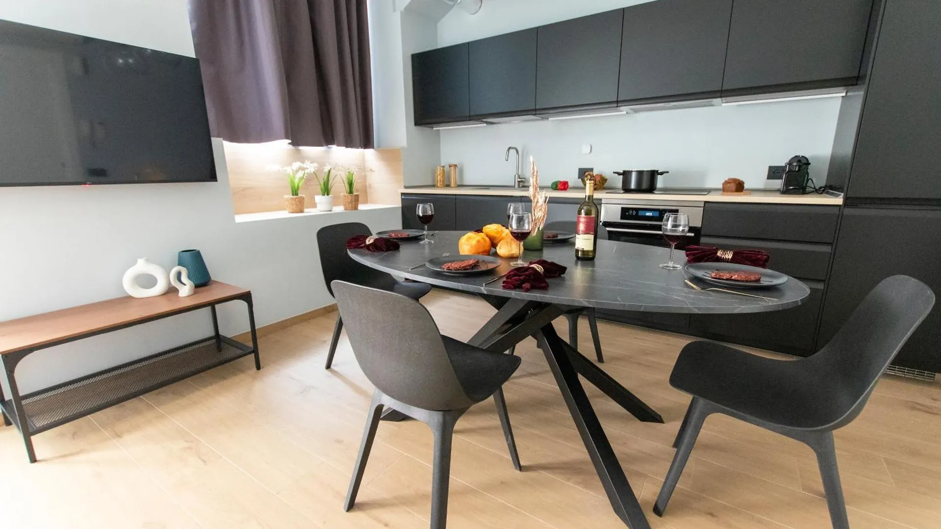 Ihost Luxury -Private Parking- Plana 3 Apartment Milan